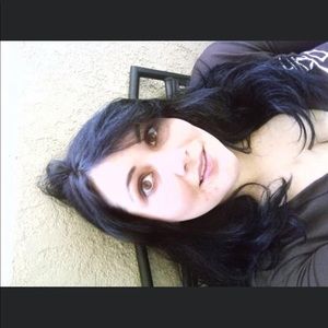 Meet your Posher, Chrystal